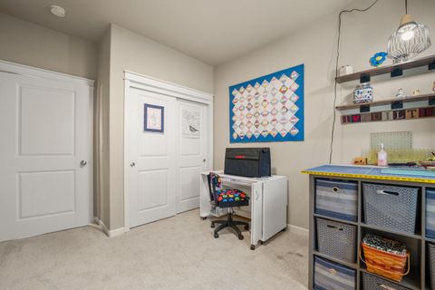 Tiny photo for 60291 Addie Triplett Loop, Bend, OR 97702 (MLS # 220214058)