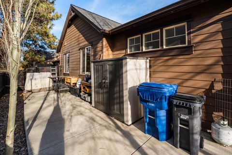Tiny photo for 60291 Addie Triplett Loop, Bend, OR 97702 (MLS # 220214058)