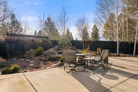 Tiny photo for 60291 Addie Triplett Loop, Bend, OR 97702 (MLS # 220214058)