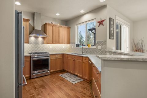 Tiny photo for 60291 Addie Triplett Loop, Bend, OR 97702 (MLS # 220214058)