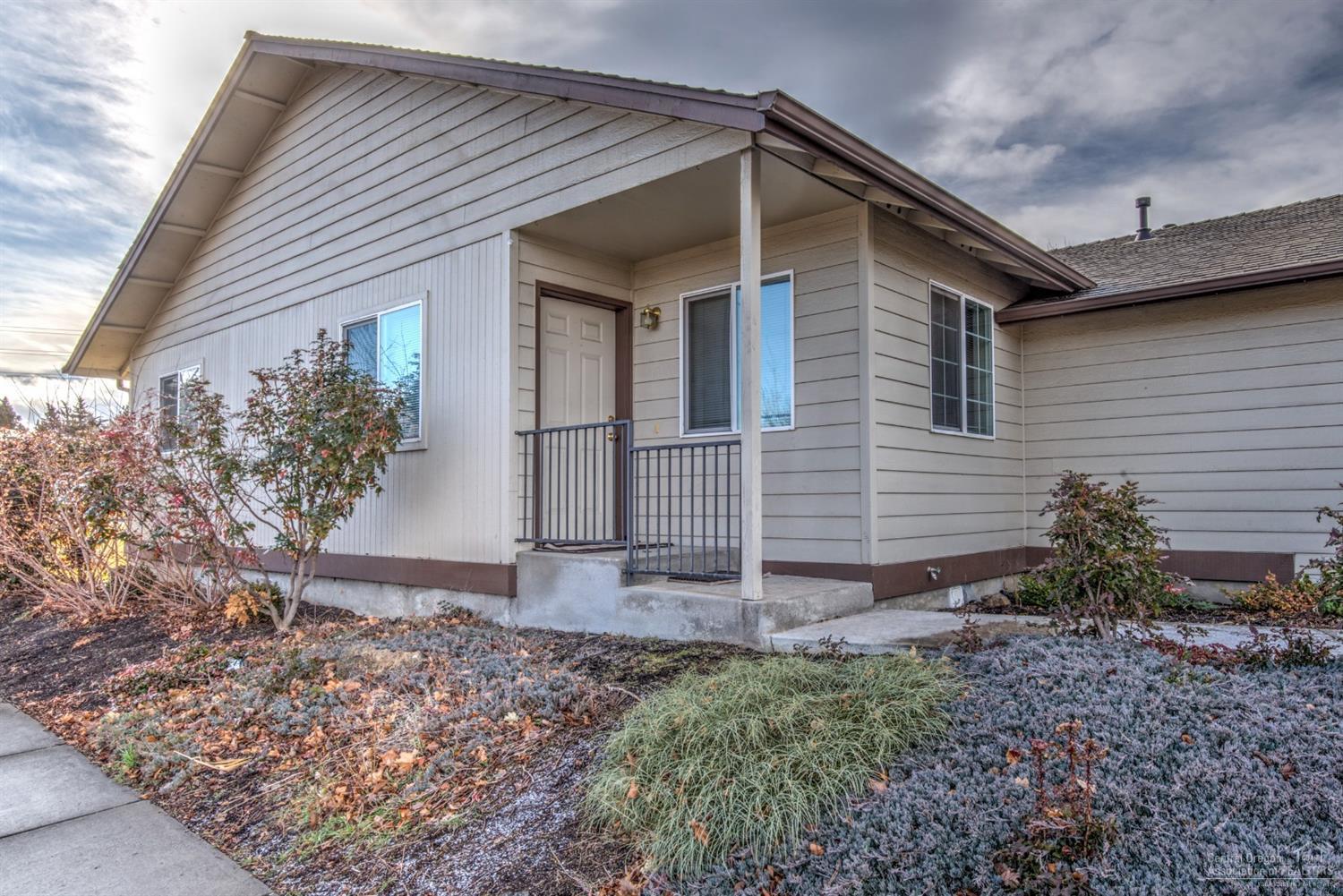 Pilot Butte Park Est - Residential Income