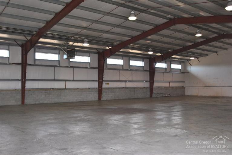 CLACC - Commercial Sale