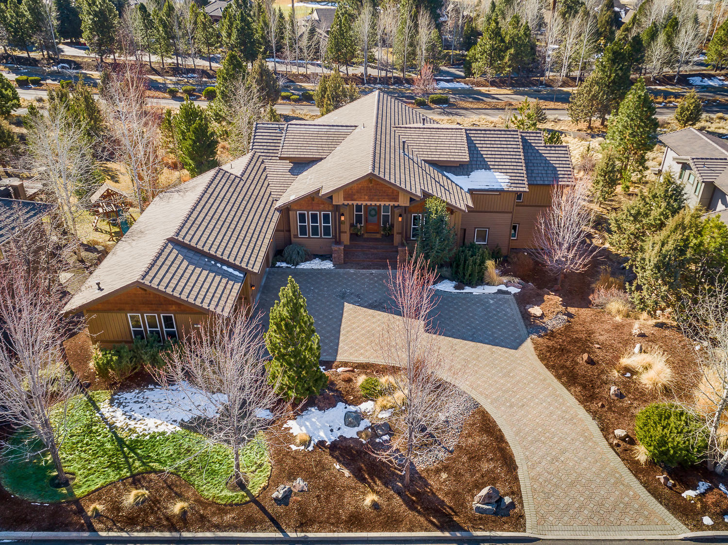 Skyliner Summit - Residential