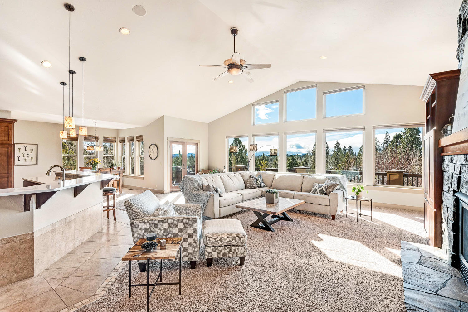 Skyliner Summit - Residential