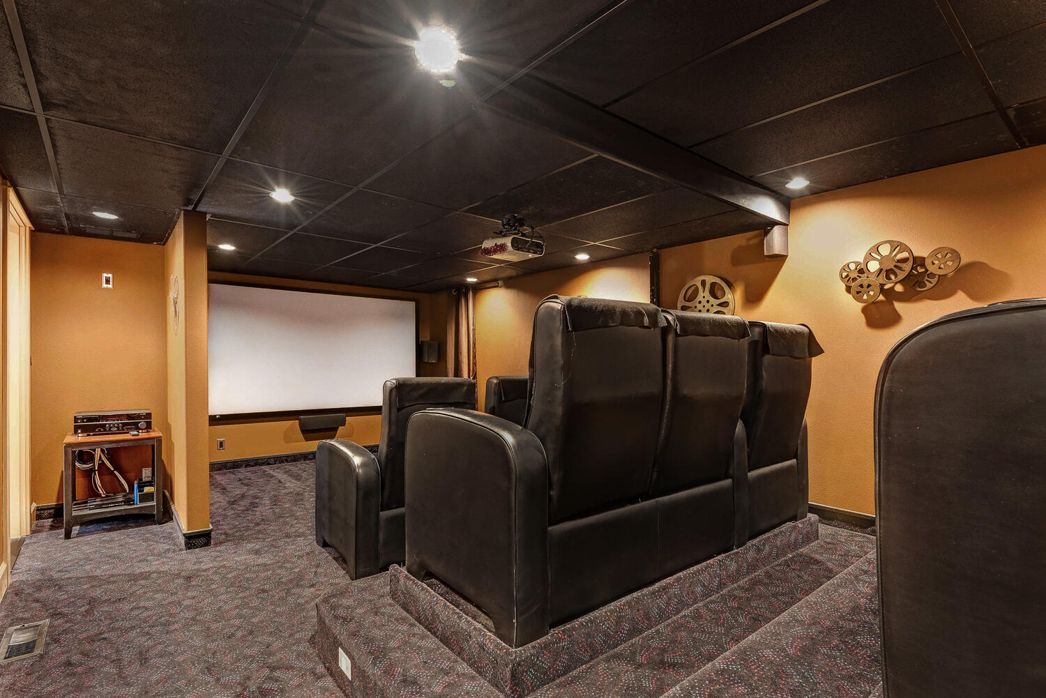 Skyliner Summit - Residential