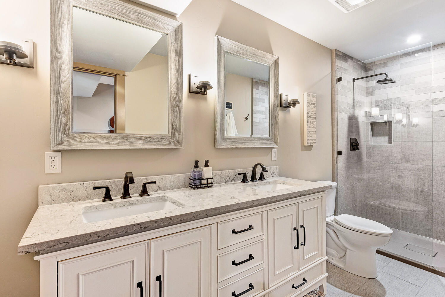 Skyliner Summit - Residential