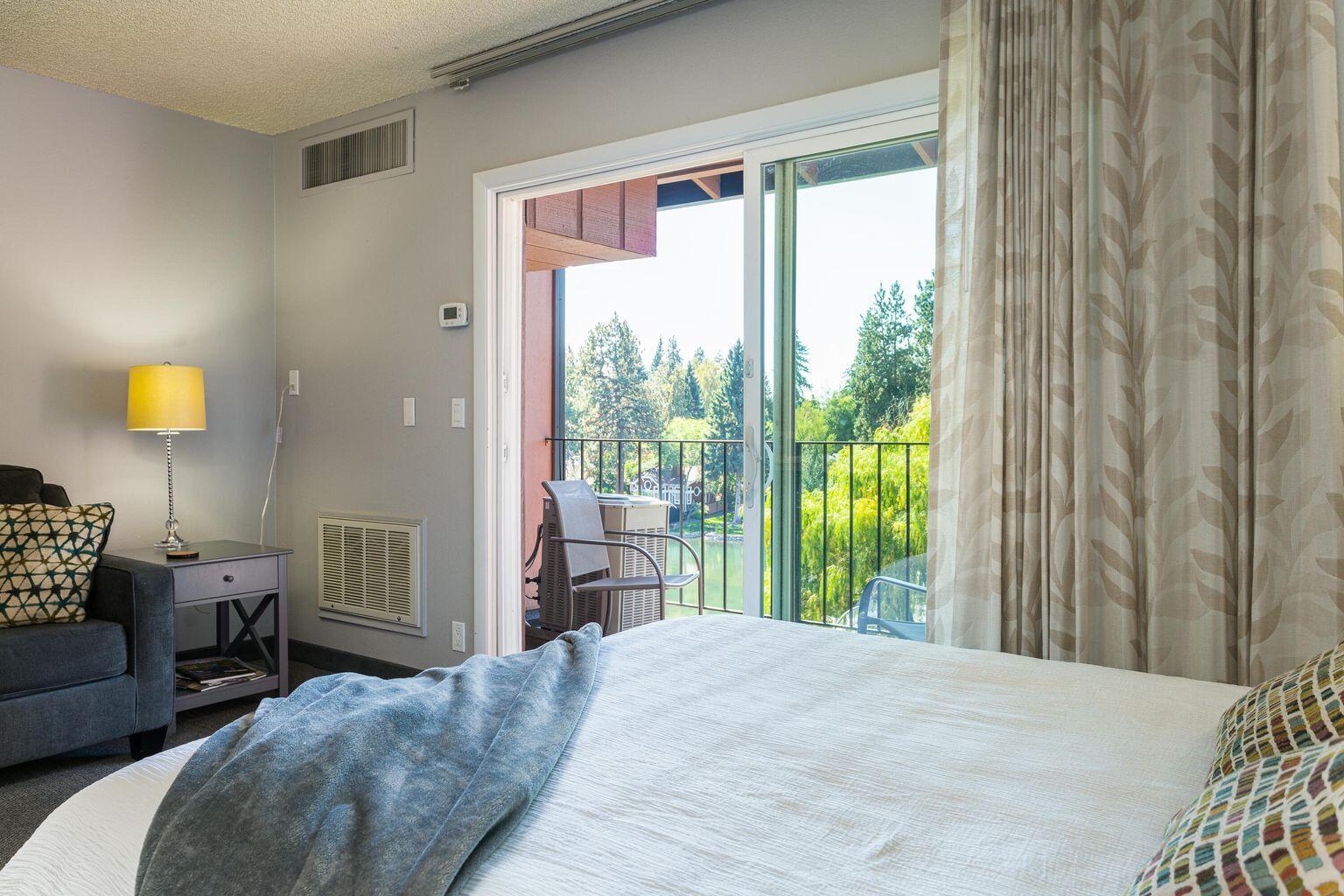 Bend Riverside - Residential