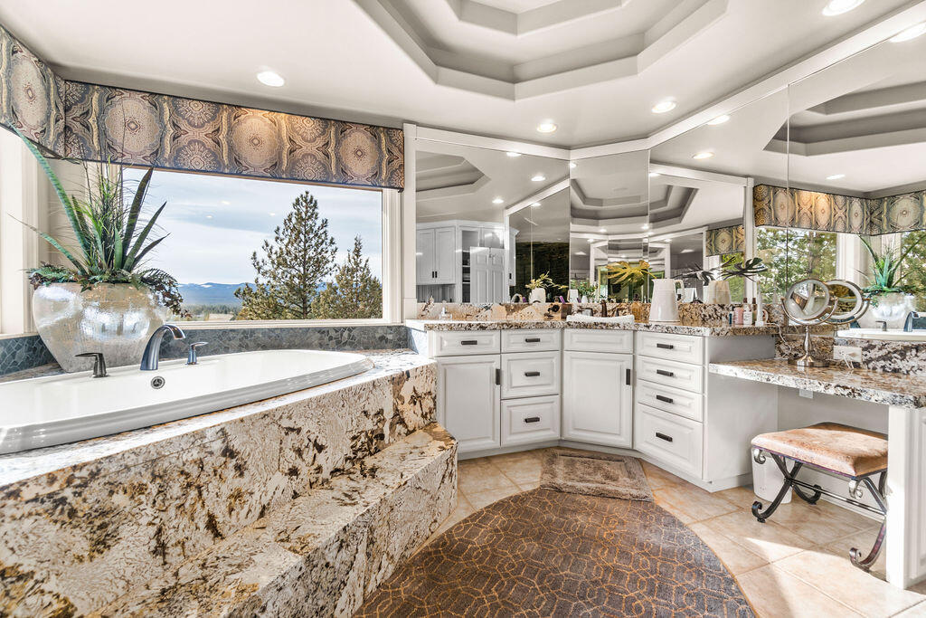 Awbrey Butte - Residential