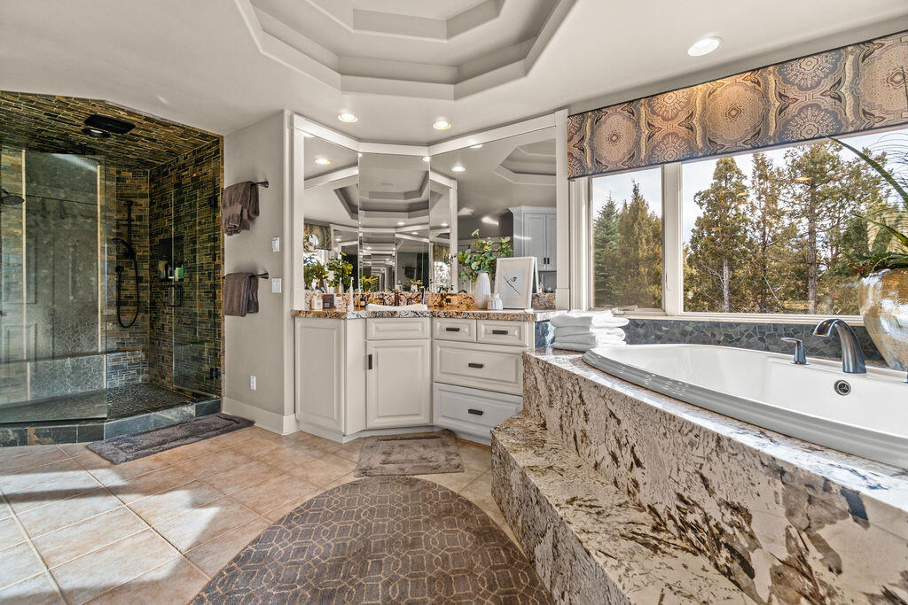 Awbrey Butte - Residential