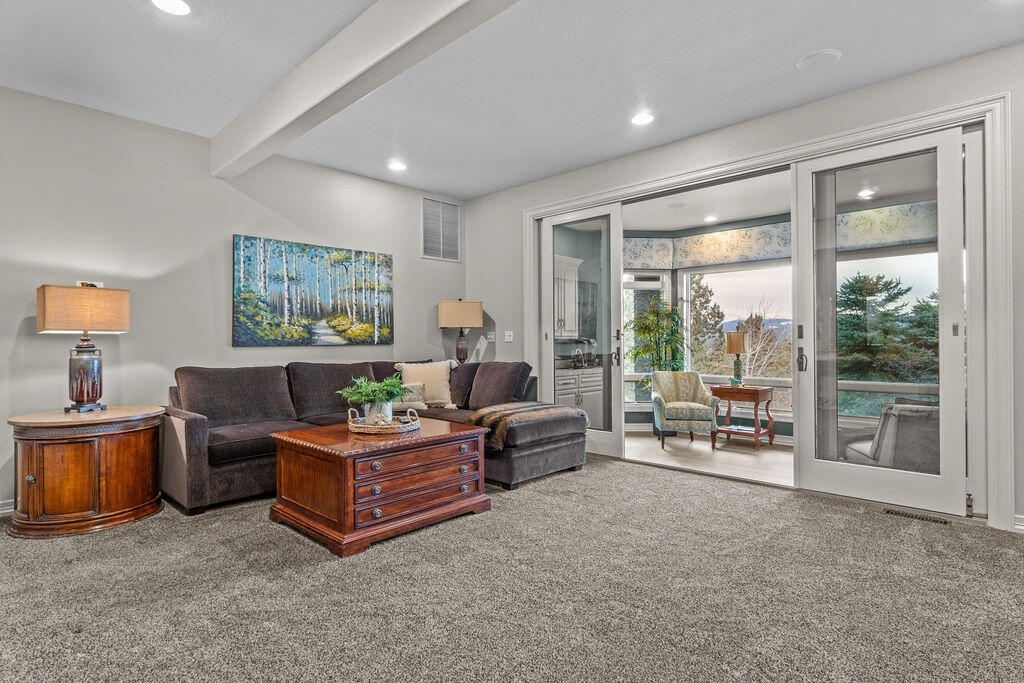 Awbrey Butte - Residential