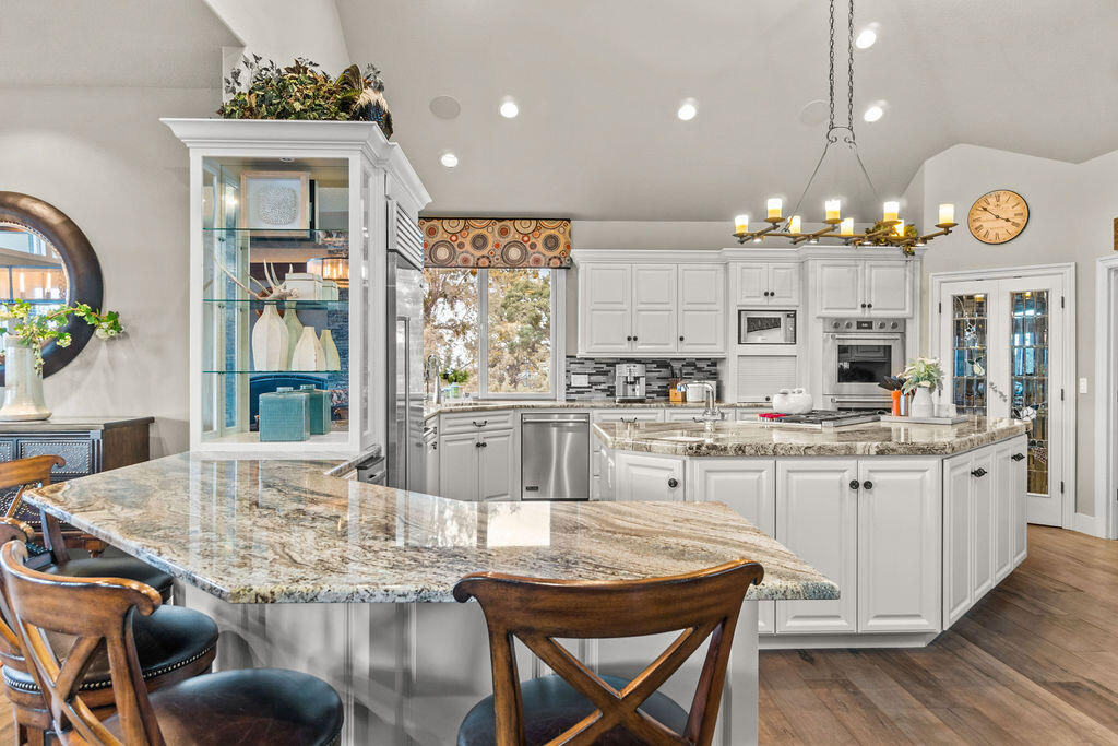 Awbrey Butte - Residential