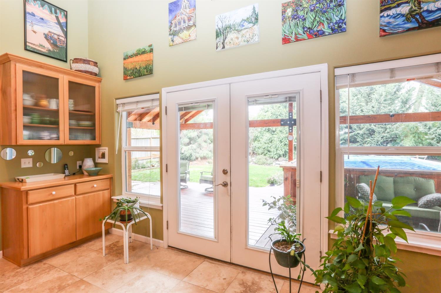 Kamerin Springs - Residential