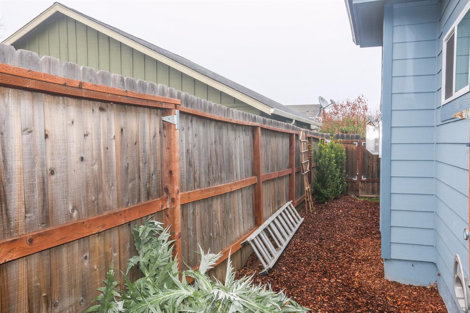 Kamerin Springs - Residential