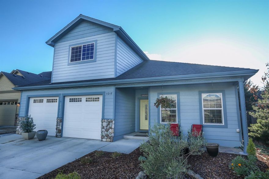 Super clean single-level home with a huge bonus room above the garage in desirable Kamerin Springs. On the main level you will find everything you need including a vaulted owner's suite with tile shower, a stunning open and bright kitchen with maple butcher's block counters, gorgeous travertine floors, versatile dining room, and two additional bedrooms and a full bath. The ceilings are approximately 13 feet high in the dining, family, owner's suite, and kitchen areas. Guests will notice the seamless indoor/outdoor transition from the great room to the huge covered patio. This house is well thought out and perfect for entertaining! Under the vaulted covered patio take note of the meticulously maintained and well framed backyard and pool, complete with a solar water heater. The home was built by Larry Denn and the attention to detail shows throughout. Call for an appointment and you could own this beautiful oasis.