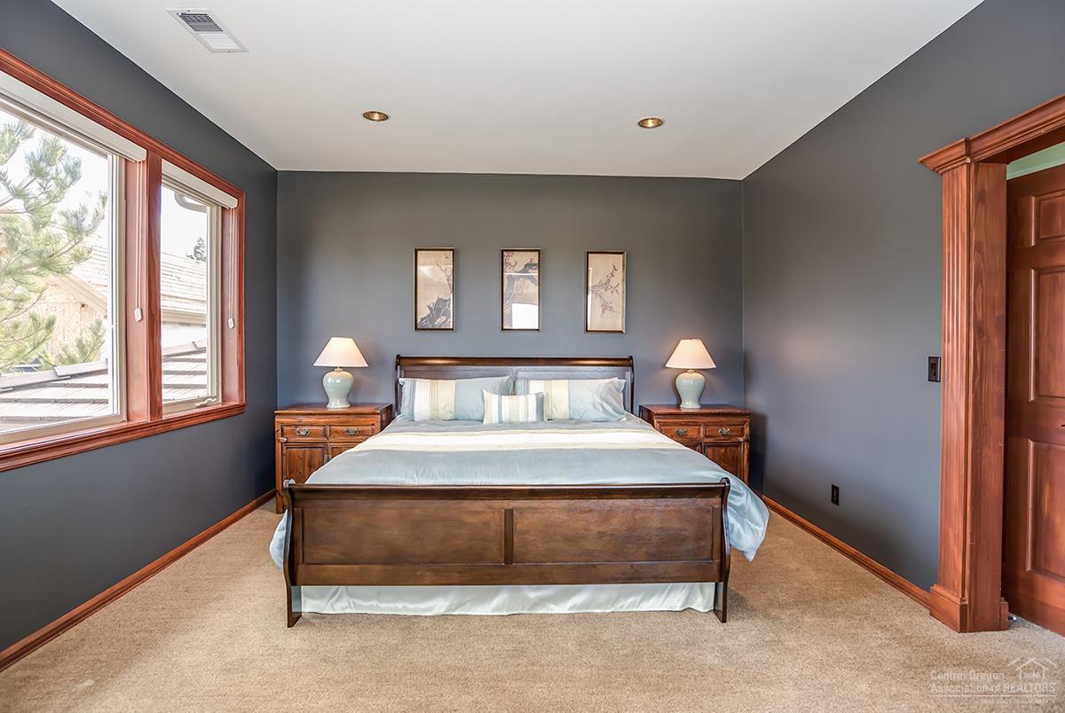 Broken Top - Residential