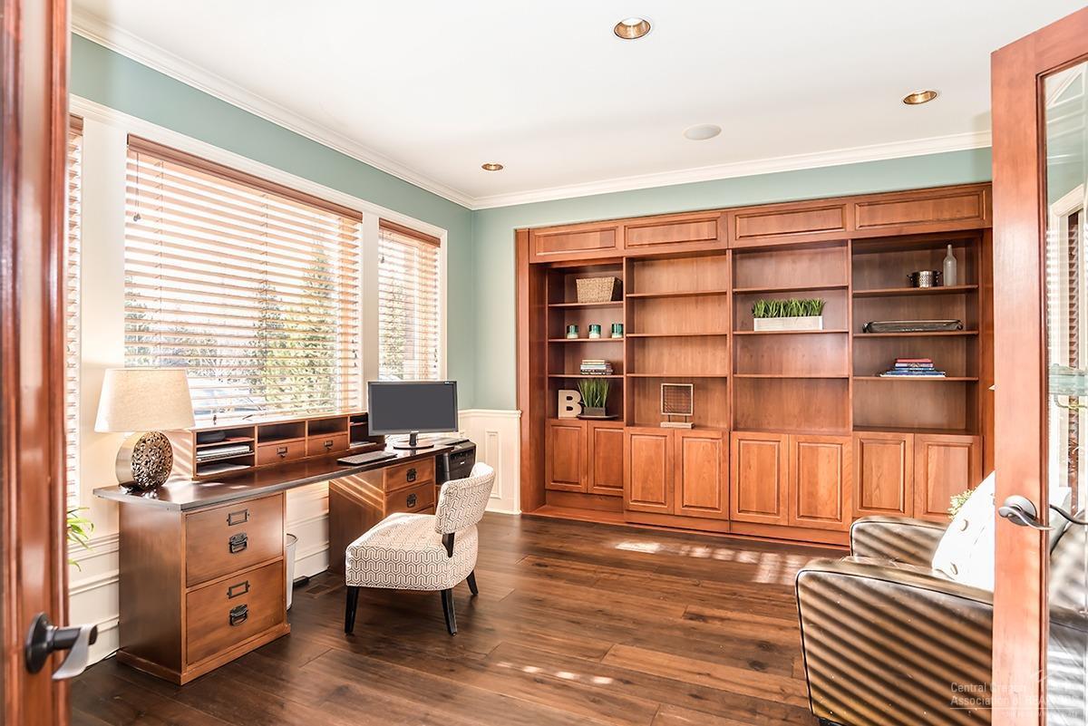 Broken Top - Residential