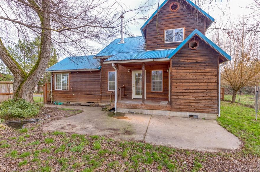 Wonderful country living in newer 3-bedroom cedar-sided, blue-metal roof farm house on 2+ level acres, gated, fenced & cross fenced with classic barn! Built in 2000 with vaulted great room floor plan and separate spacious family room all with gorgeous mountain views! Light & bright recently updated kitchen with hickory hardwood floors, new range, dishwasher & microwave. Barn with water, power, tack room, storage room and corrals. Strong well (well log at 25 gpm). Home has serene covered back patio looking out over acres and acres of pasture. The air is fresh and the soul pure! Home has propane & electric heat, new carpets and large laundry room. Fenced garden, hen house and seasonal creek. Less than 5 minutes to country store, 15 minutes to town and 25 minutes to the city! Virtual tour attached please take a look!