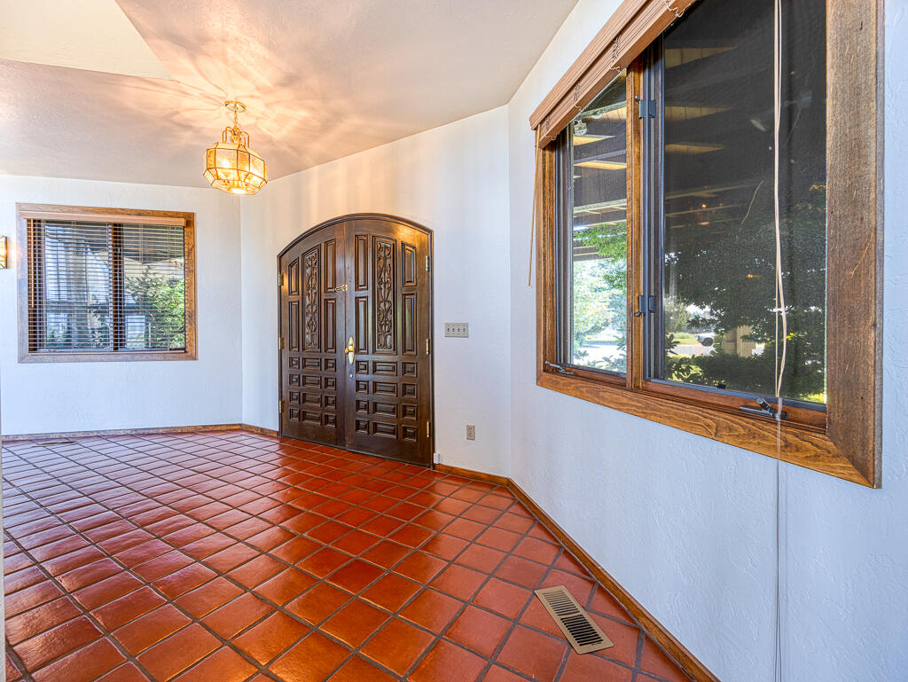 Harbor Isles - Residential