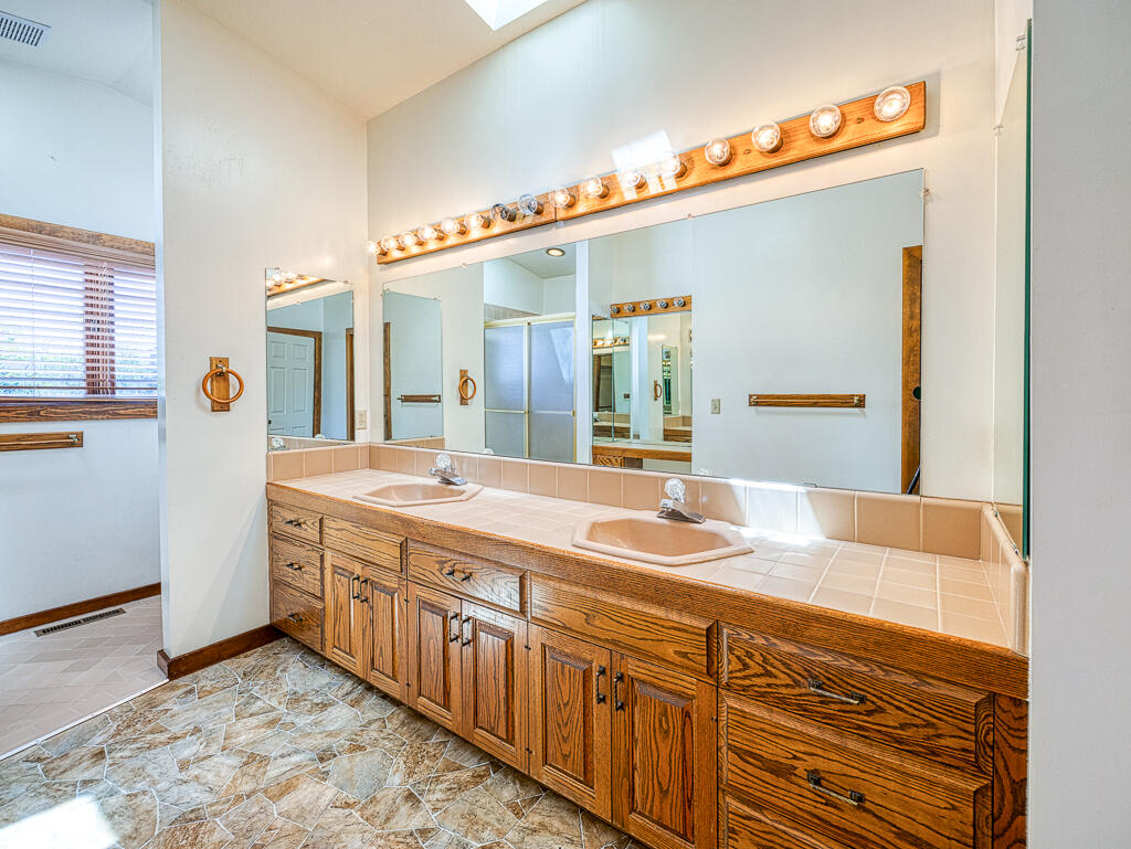 Harbor Isles - Residential