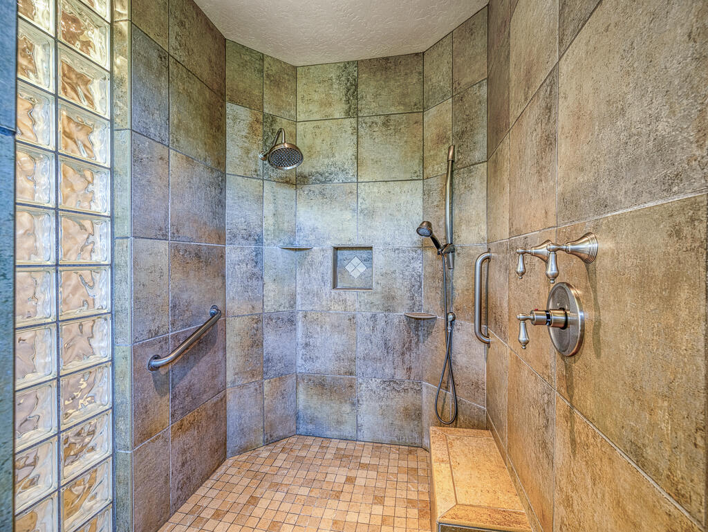 Harbor Isles - Residential