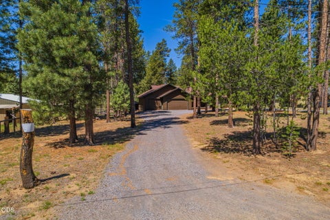Tiny photo for 52917 Shady Lane, La Pine, OR 97739 (MLS # 220223876)