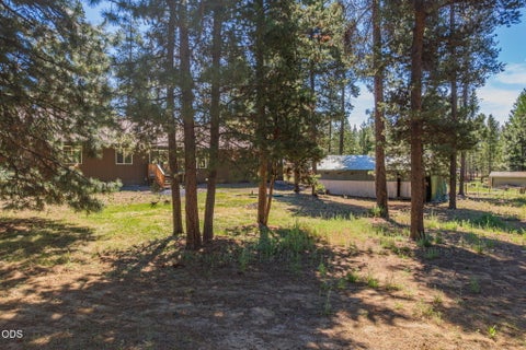 Tiny photo for 52917 Shady Lane, La Pine, OR 97739 (MLS # 220223876)