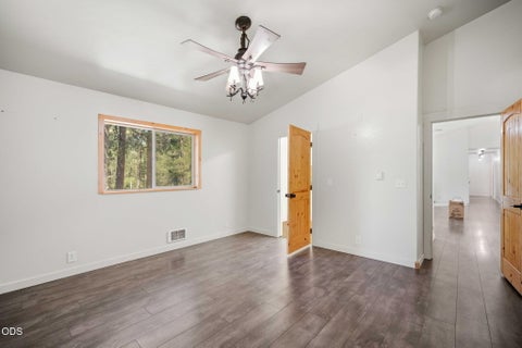 Tiny photo for 52917 Shady Lane, La Pine, OR 97739 (MLS # 220223876)