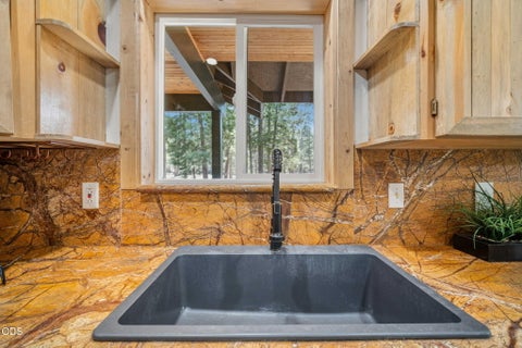 Tiny photo for 52917 Shady Lane, La Pine, OR 97739 (MLS # 220223876)