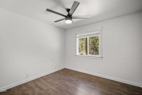 Tiny photo for 52917 Shady Lane, La Pine, OR 97739 (MLS # 220223876)