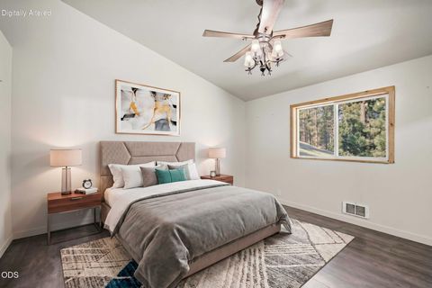 Tiny photo for 52917 Shady Lane, La Pine, OR 97739 (MLS # 220223876)