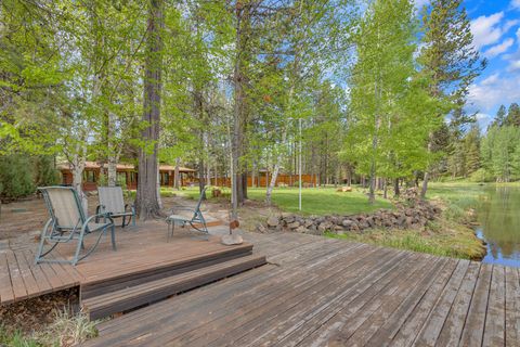Tiny photo for 17175 Merganser Drive, Bend, OR 97707 (MLS # 220213063)