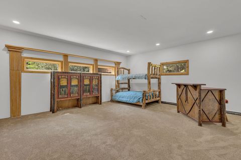 Tiny photo for 17175 Merganser Drive, Bend, OR 97707 (MLS # 220213063)