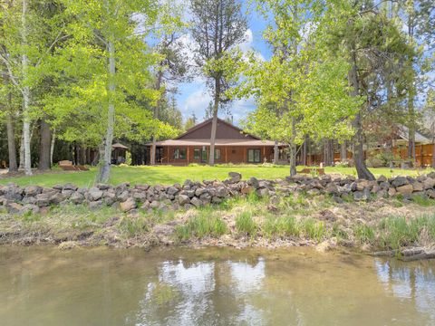 Tiny photo for 17175 Merganser Drive, Bend, OR 97707 (MLS # 220213063)