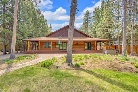 Tiny photo for 17175 Merganser Drive, Bend, OR 97707 (MLS # 220213063)