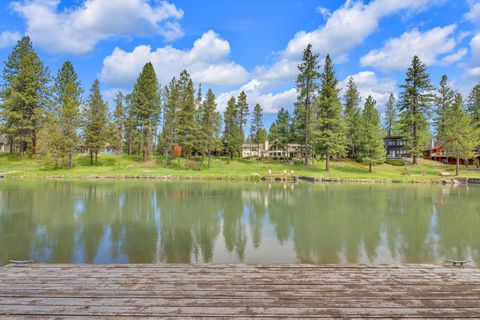 Tiny photo for 17175 Merganser Drive, Bend, OR 97707 (MLS # 220213063)