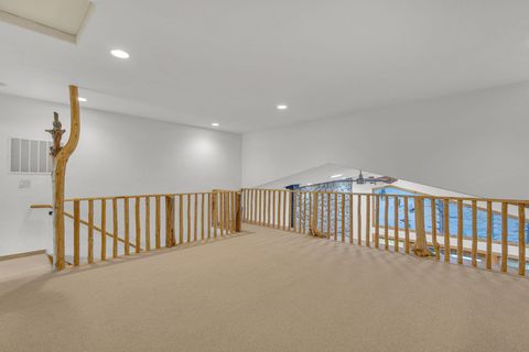 Tiny photo for 17175 Merganser Drive, Bend, OR 97707 (MLS # 220213063)