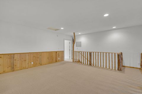 Tiny photo for 17175 Merganser Drive, Bend, OR 97707 (MLS # 220213063)