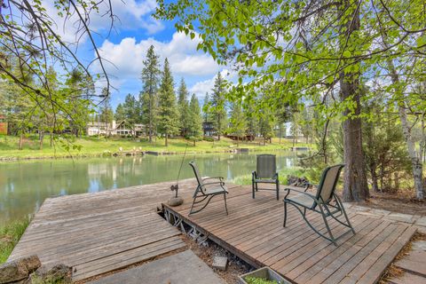 Tiny photo for 17175 Merganser Drive, Bend, OR 97707 (MLS # 220213063)