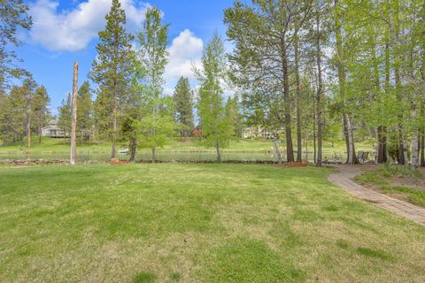Tiny photo for 17175 Merganser Drive, Bend, OR 97707 (MLS # 220213063)