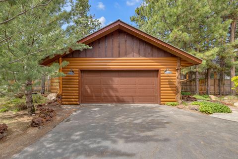 Tiny photo for 17175 Merganser Drive, Bend, OR 97707 (MLS # 220213063)
