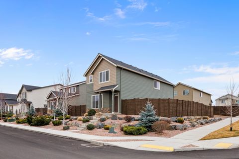 Tiny photo for 20545 SE Evian Avenue, Bend, OR 97702 (MLS # 220215674)