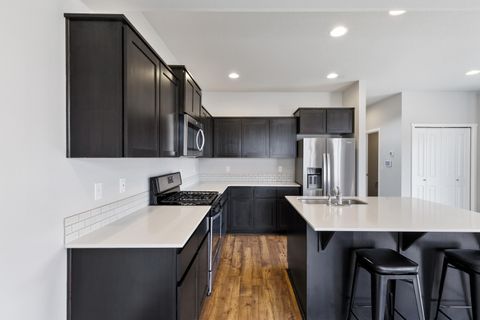 Tiny photo for 20545 SE Evian Avenue, Bend, OR 97702 (MLS # 220215674)