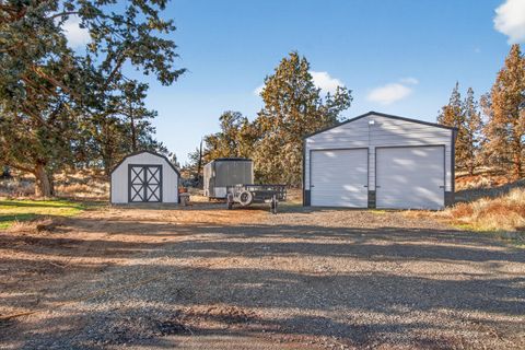 Tiny photo for 4805 NW 57th Street, Redmond, OR 97756 (MLS # 220213223)