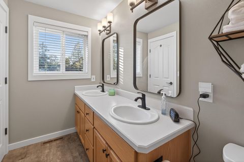 Tiny photo for 4805 NW 57th Street, Redmond, OR 97756 (MLS # 220213223)