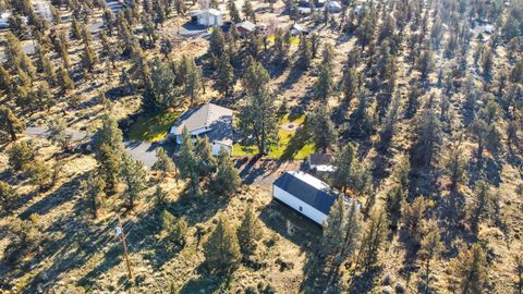 Tiny photo for 4805 NW 57th Street, Redmond, OR 97756 (MLS # 220213223)