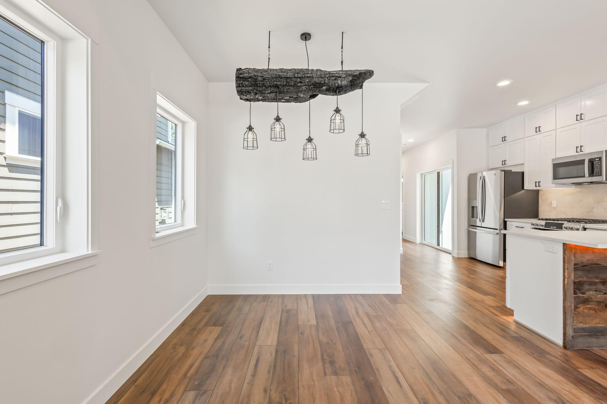 SaddleStone - Residential