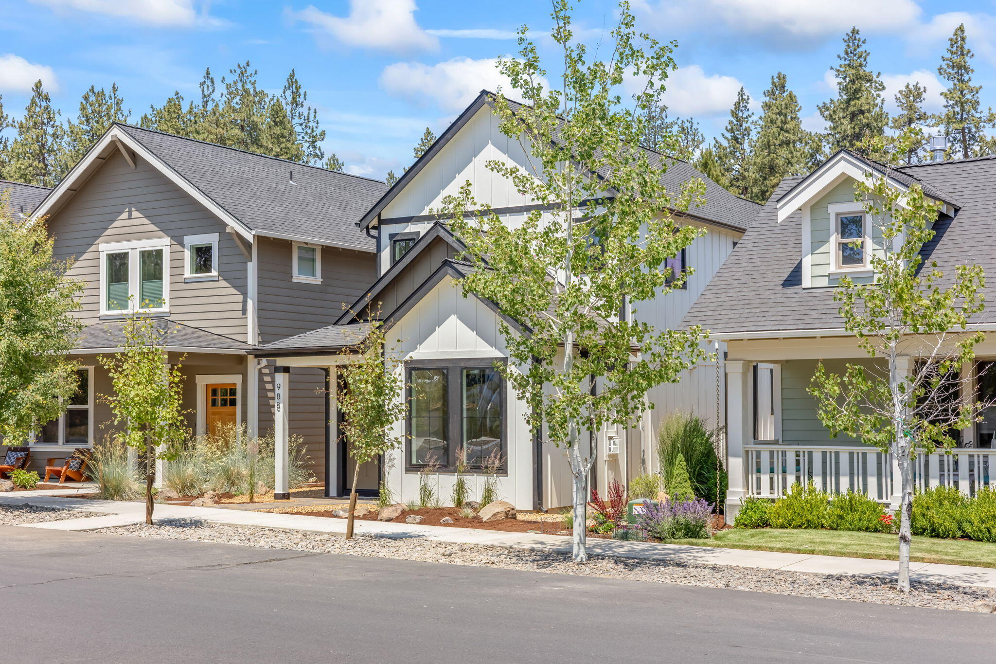 SaddleStone - Residential