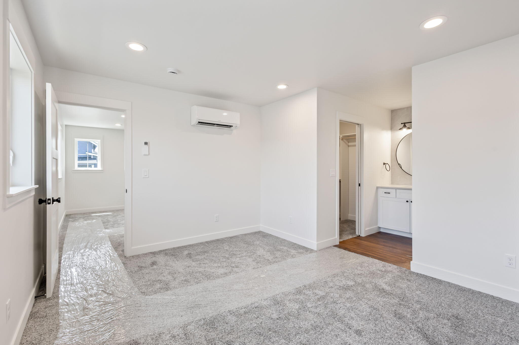 SaddleStone - Residential