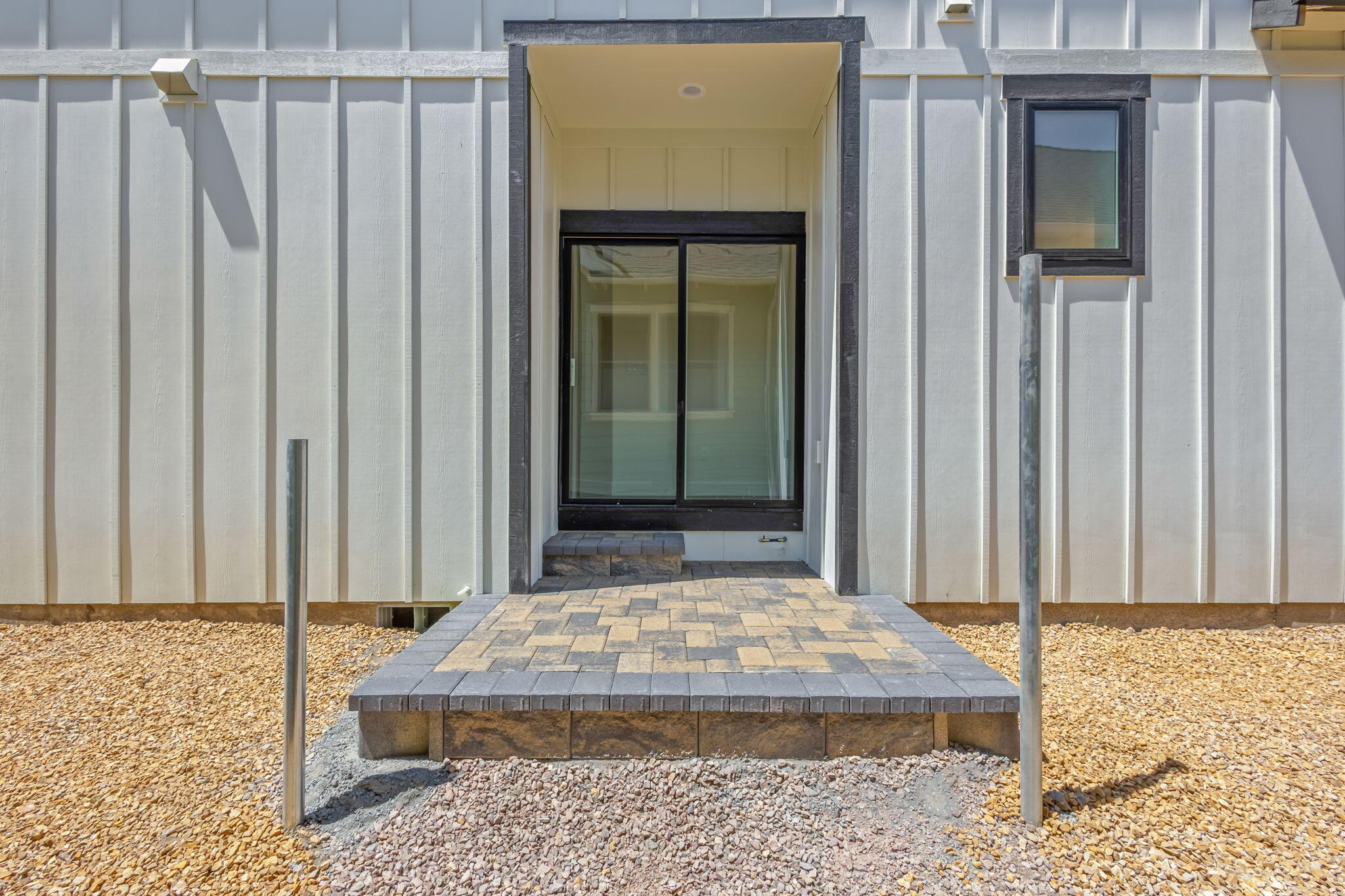 SaddleStone - Residential