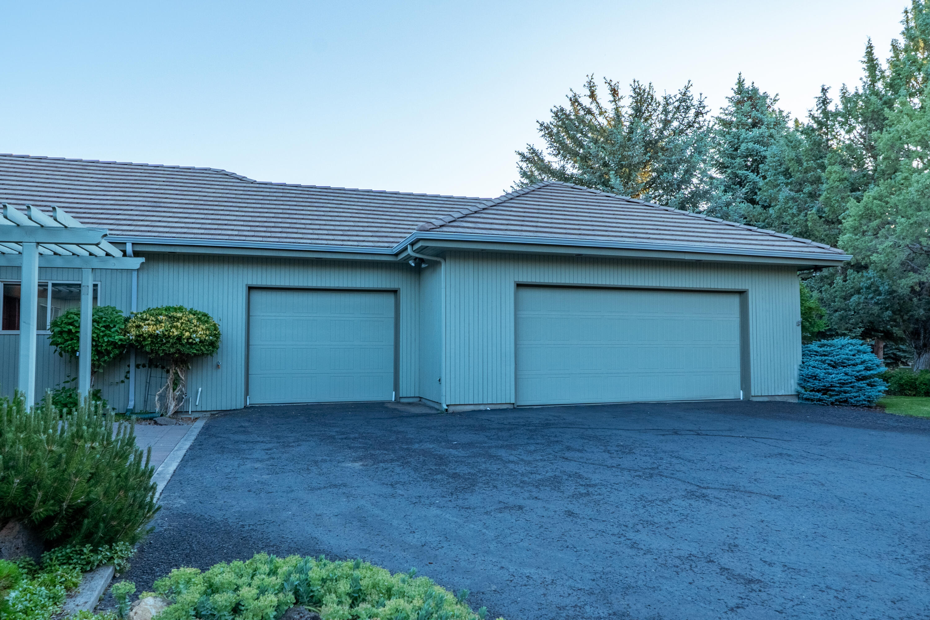 Eagle Crest - Residential